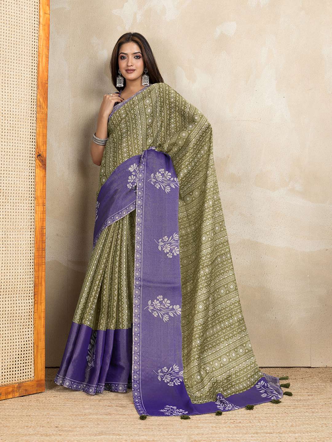 Elegant Teal Green and Mauve Pink Linen Saree with Geometric and Floral Prints