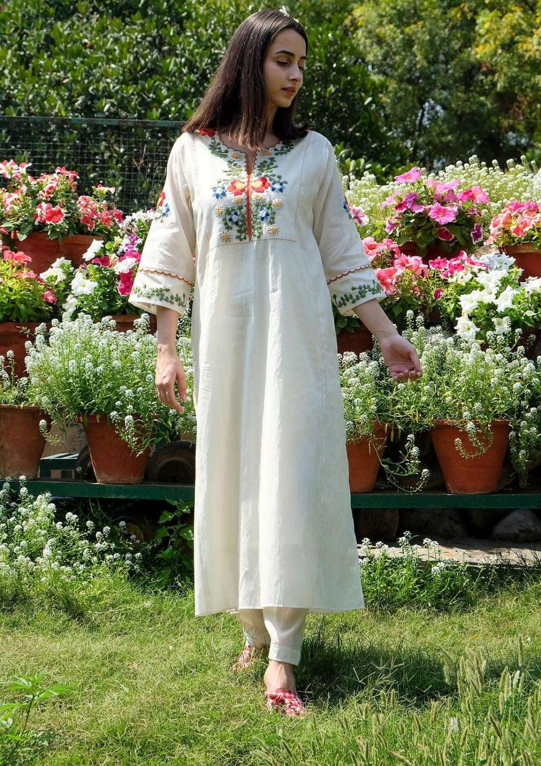 Women's Cotton Embroidered Straight Kurti with pant