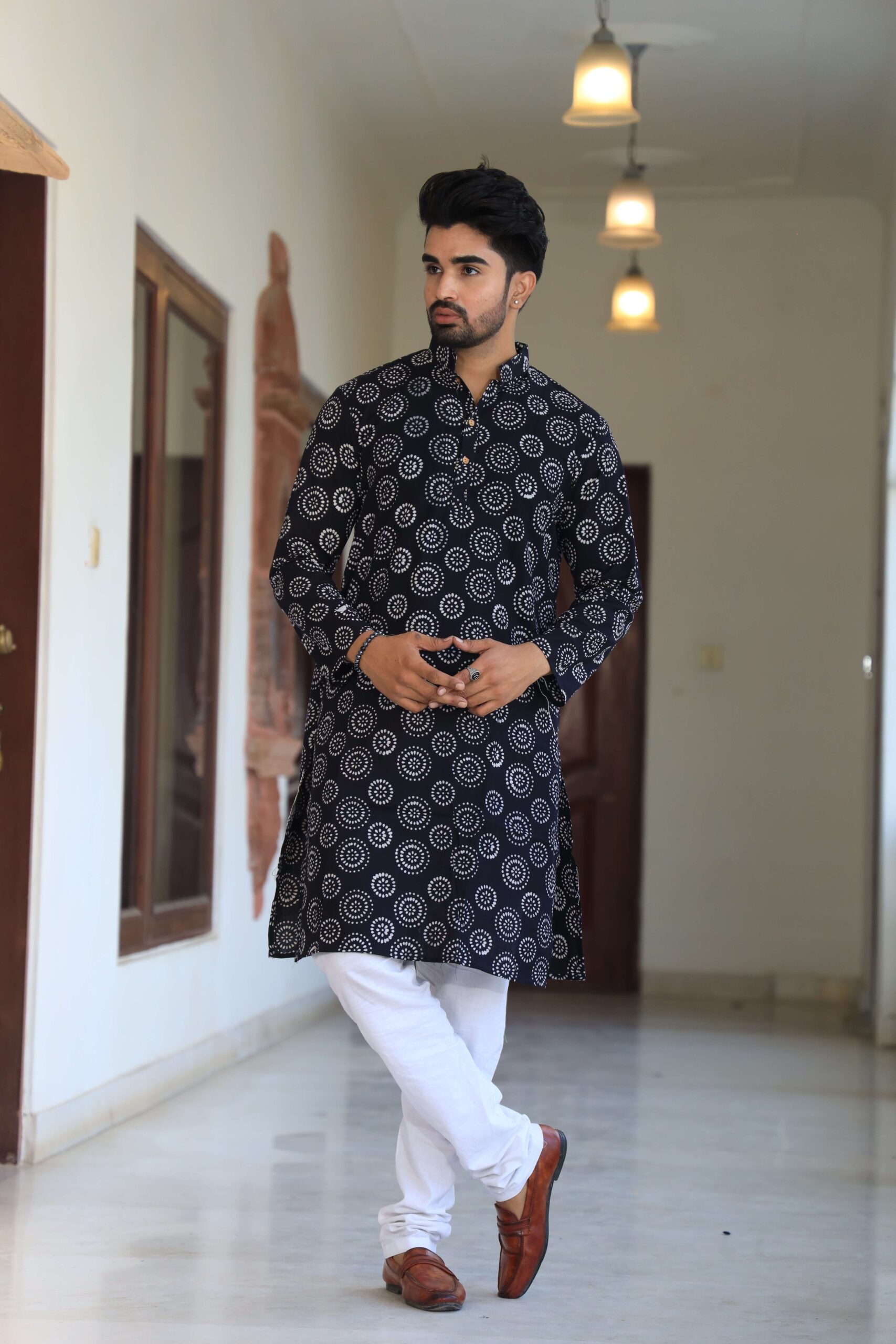 Mens Black Printed Cotton Kurta with White Pajama ? Trendy Festive & Casual Wear